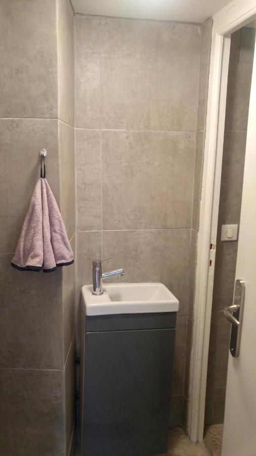 Hostel Du Lapin Blanc Σαιν-Μπριέκ Εξωτερικό φωτογραφία