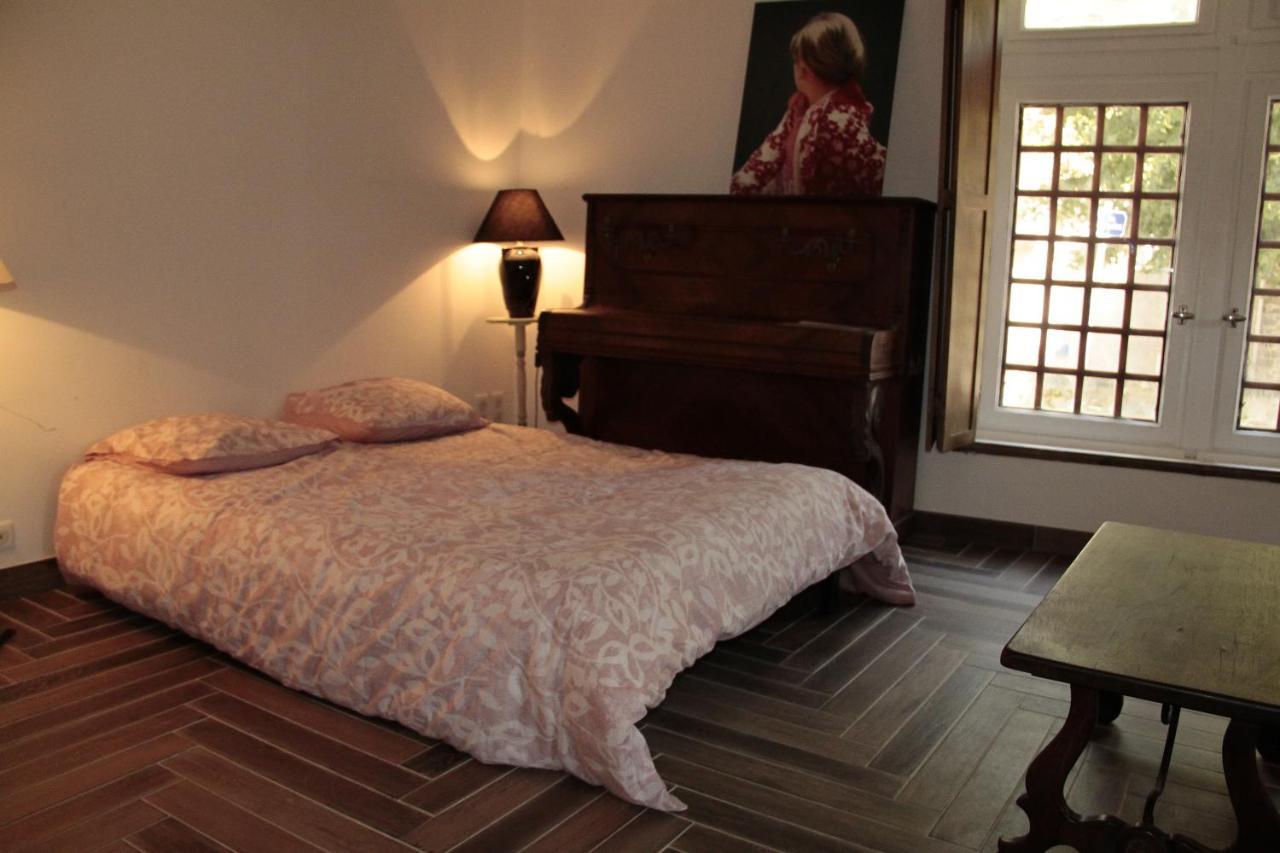 Hostel Du Lapin Blanc Σαιν-Μπριέκ Εξωτερικό φωτογραφία