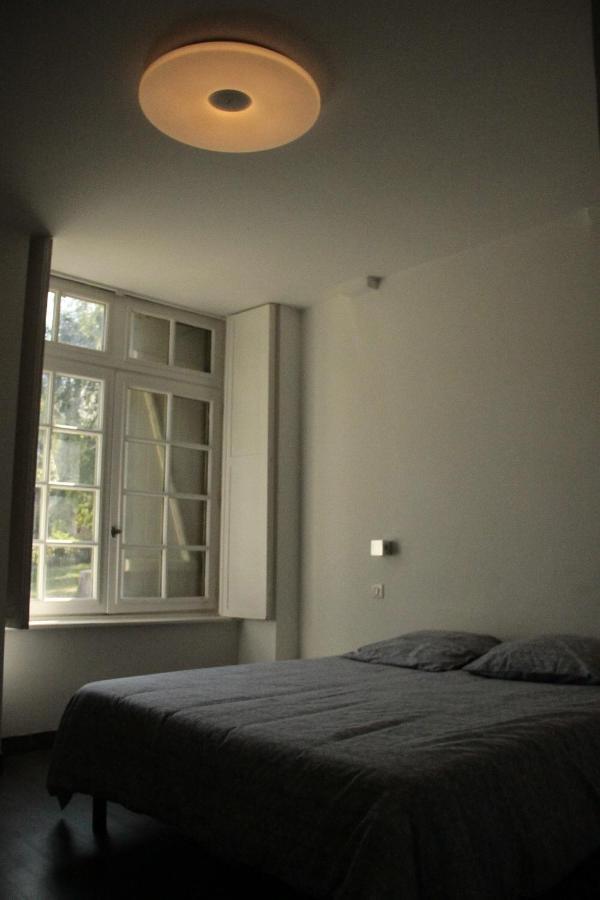 Hostel Du Lapin Blanc Σαιν-Μπριέκ Εξωτερικό φωτογραφία